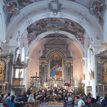 Adventsingen zu Märia Empfängnis in Schmirn