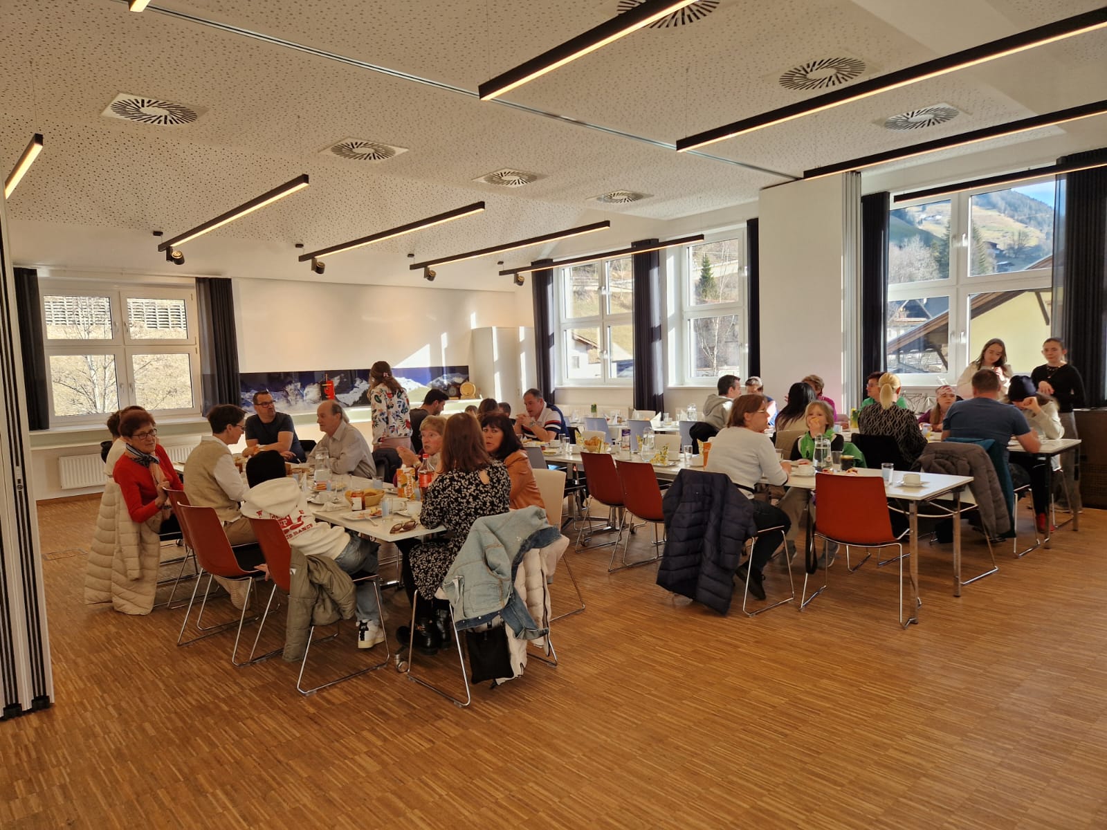 Frühstück mit den Firmlingen in St. Jodok