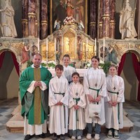 Ministrantenverabschiedung und Aufnahme in Vinaders