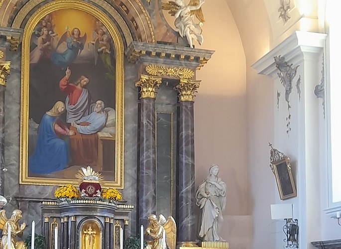 Hochaltar mit dem Altarbild des sterbenden Hl. Josef